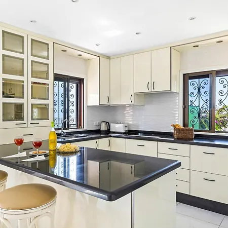 Blanca Salvaje By Villa *