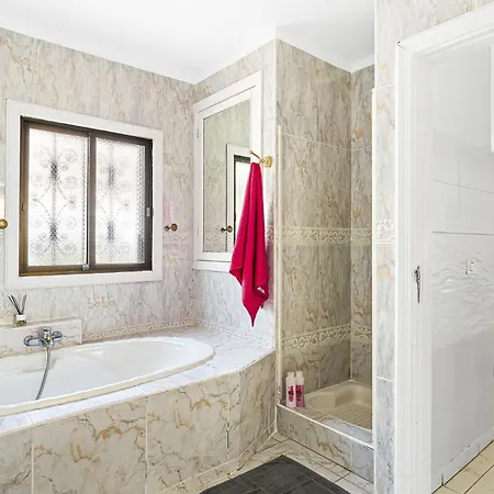 Blanca Salvaje By * Callao Salvaje