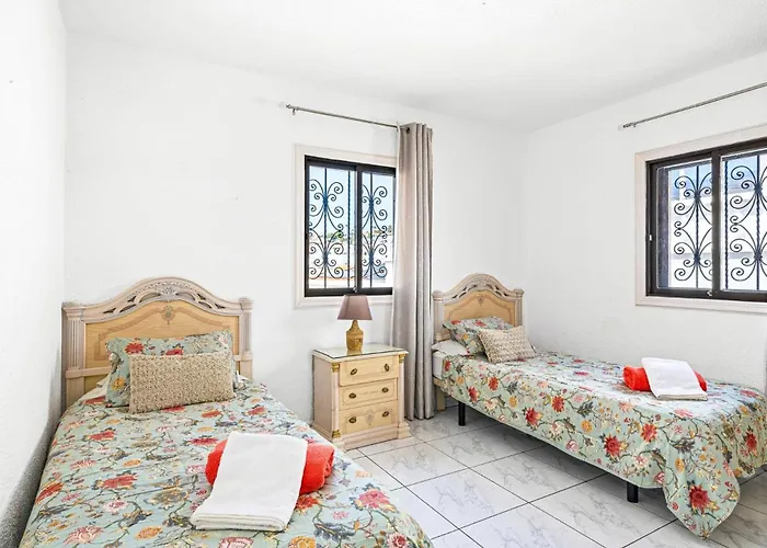 Blanca Salvaje By קיאו סלבאחה