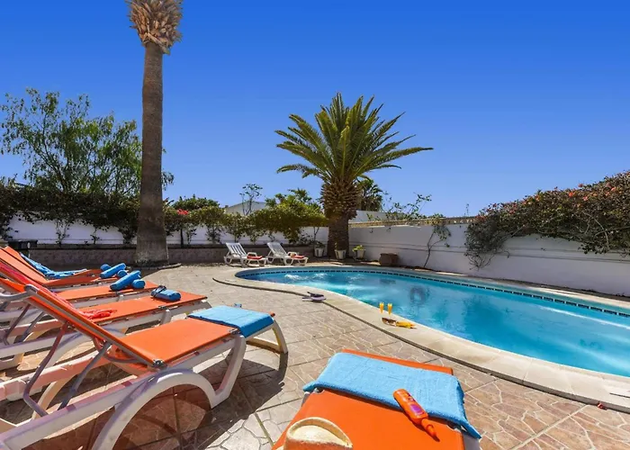 Blanca Salvaje By וילה *