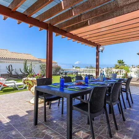 Blanca Salvaje By Villa Callao Salvaje