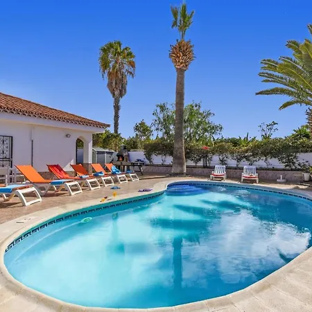 Blanca Salvaje By * Callao Salvaje