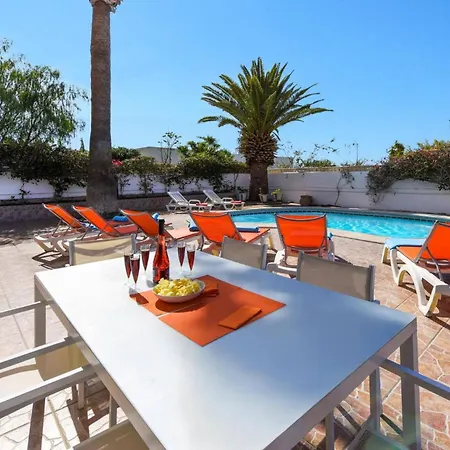 Blanca Salvaje By Villa