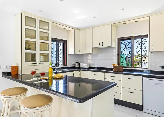 Blanca Salvaje By Villa *