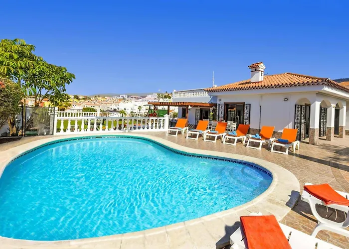 Villa Blanca Salvaje By *