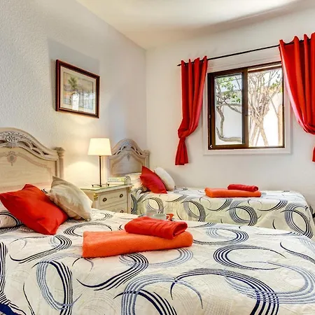 Villa Blanca Salvaje By Callao Salvaje