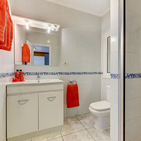 Villa Blanca Salvaje By Callao Salvaje