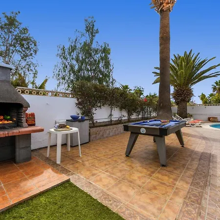 Villa Blanca Salvaje By *