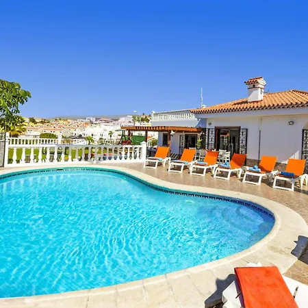 Villa Blanca Salvaje By *